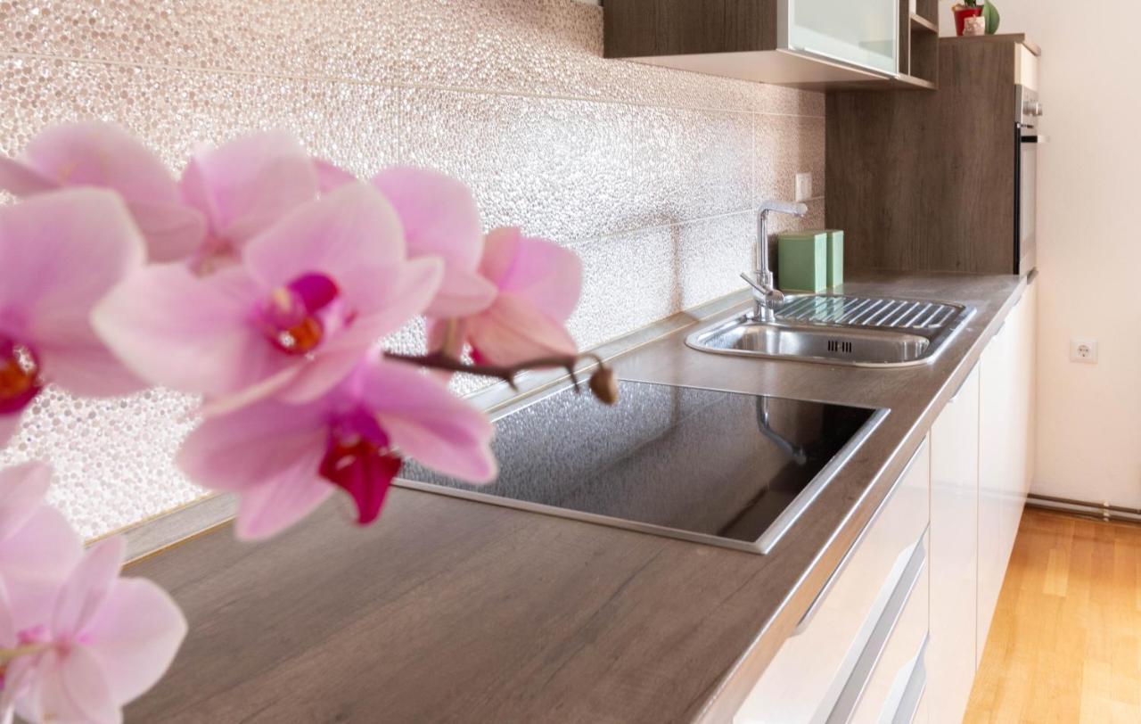 Modern Apartment Sara-Near The Beach Privlaka  Dış mekan fotoğraf