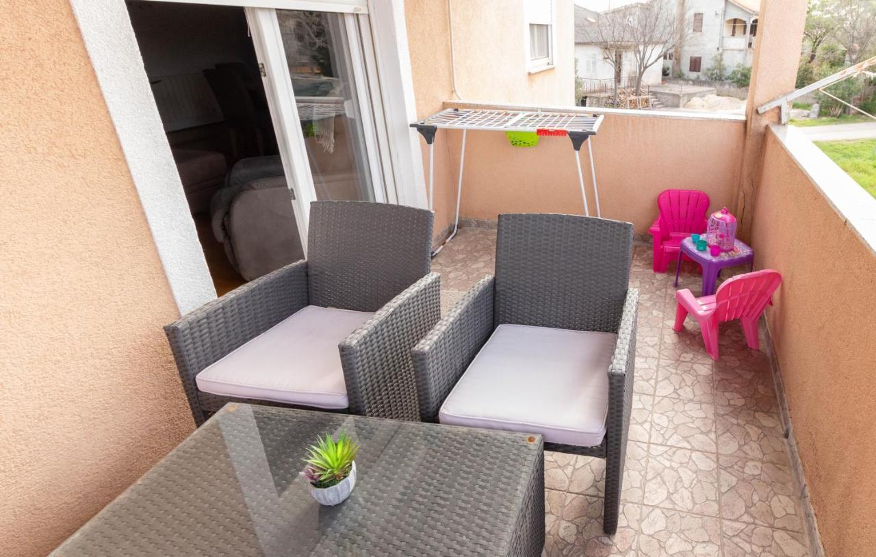 Modern Apartment Sara-Near The Beach Privlaka  Dış mekan fotoğraf